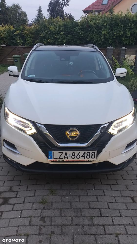 Nissan Qashqai 1.2 DIG-T N-Connecta EU6 - 17