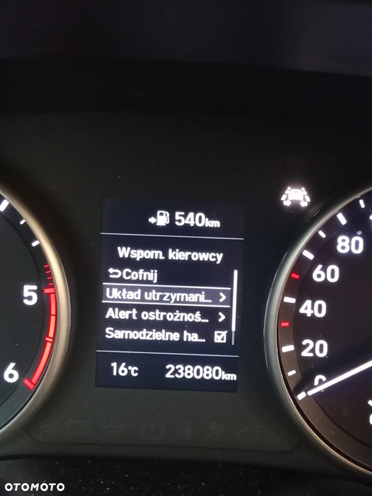 Hyundai i30 1.6 CRDi Classic + - 27