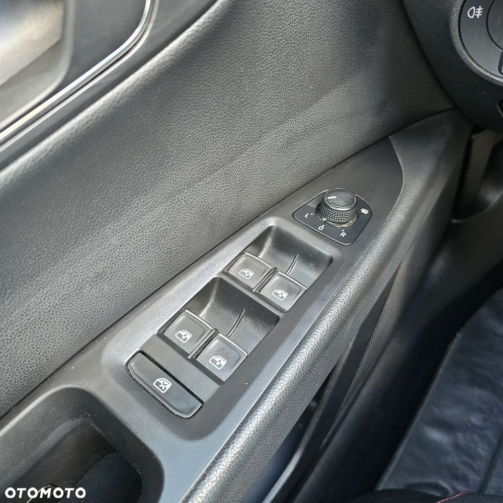 Seat Leon 2.0 TDI DPF FR - 25