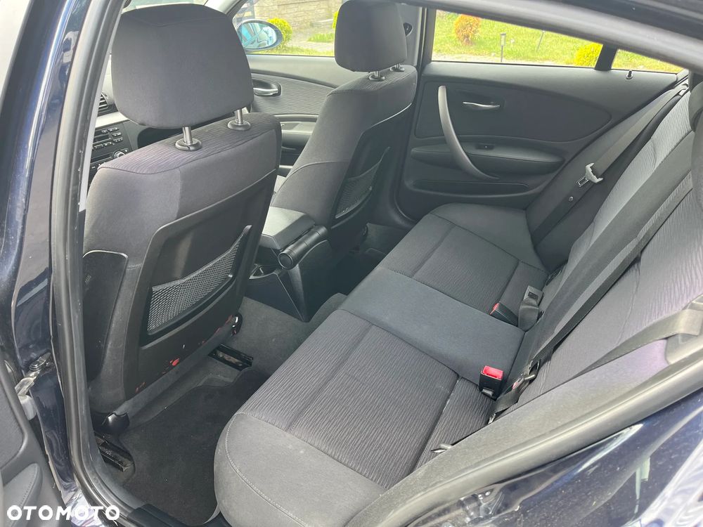 BMW Seria 1 118i Edition Sport - 10