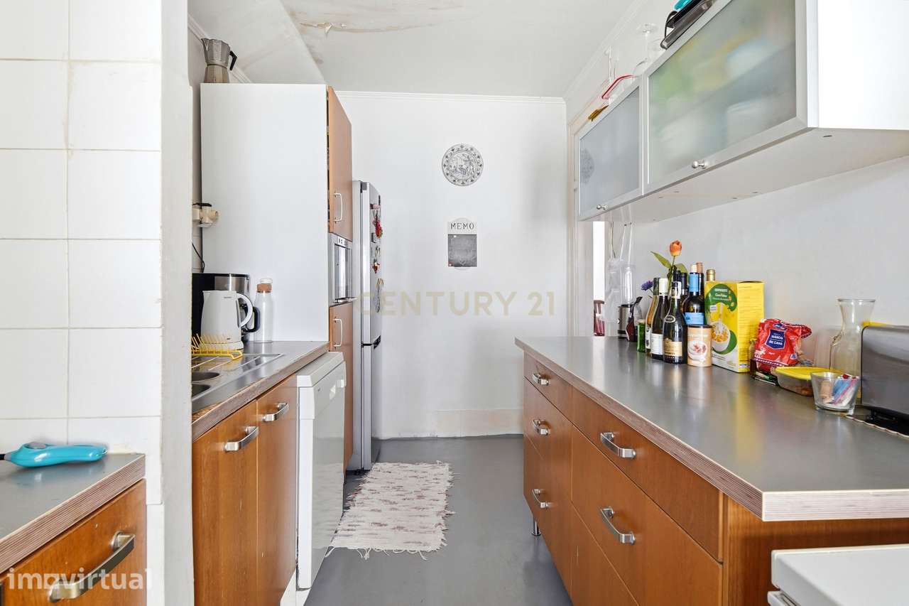 Apartamento de charme com 200m² e potencial extraordinário no coração - Grande imagem: 2/32