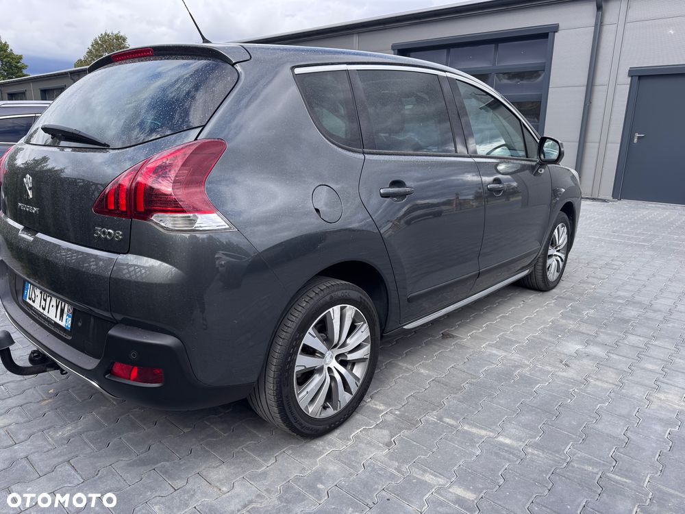 Peugeot 3008 PureTech 130 Stop & Start GPF Allure Business-Paket - 6