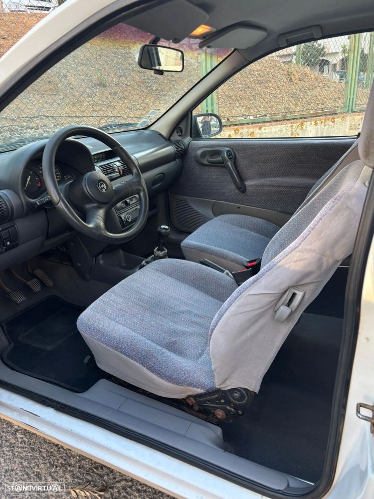 Opel Corsa - 6