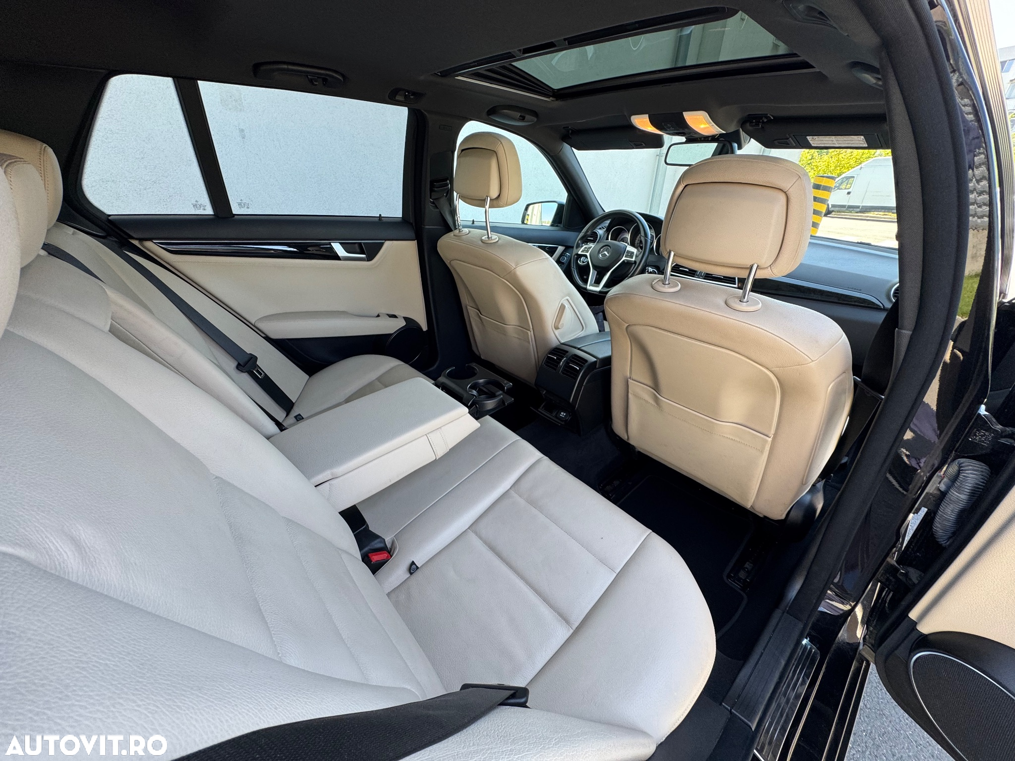 Mercedes-Benz C 220 (BlueTEC) d T 7G-TRONIC AMG Line - 20