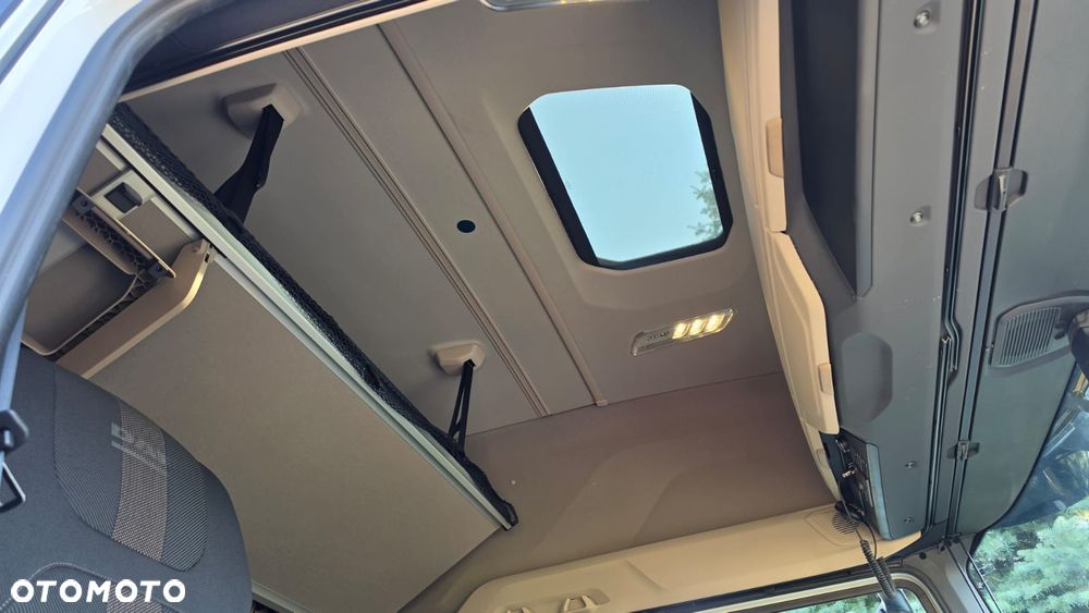 DAF ///XG+///480///2022/// LOW-DECK///MEGA///JEDYNE 334 TYŚ KM///KLIMATYZACJA POSTOJOWA/// FULL LED///WIRTUAL COCPIT///WYŚWIETLACZ OBCIĄŻENIA///STAN BARDZO DOBRY. - 21