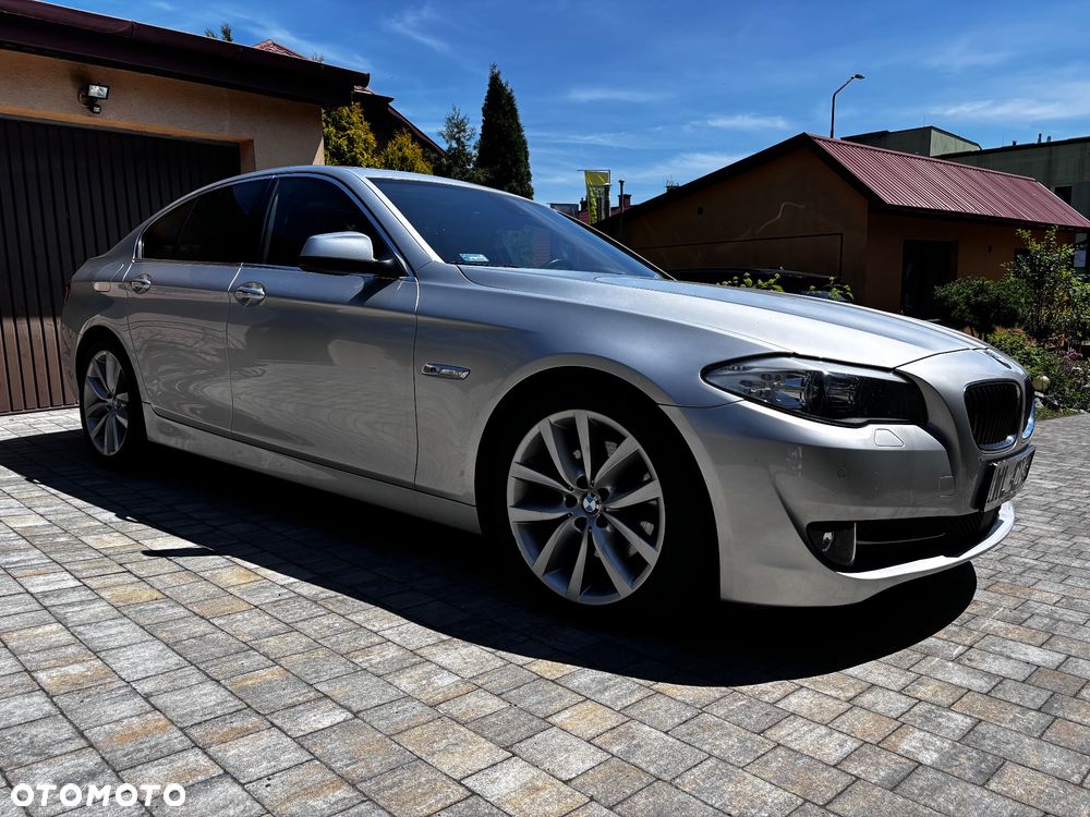 BMW Seria 5 535i xDrive - 4