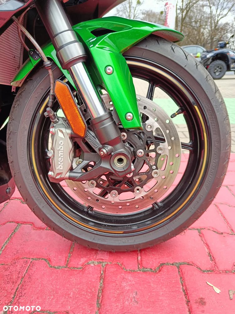 Kawasaki Ninja - 25