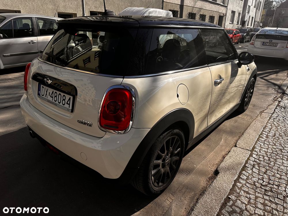 MINI Cooper Standard - 3