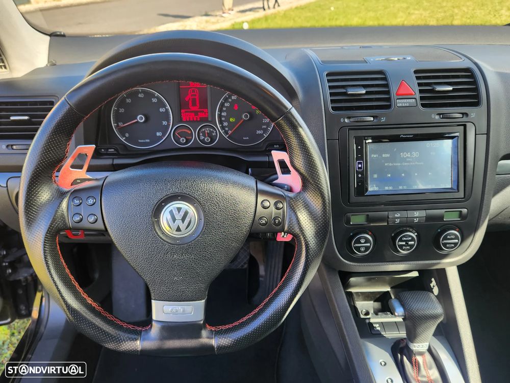 VW Golf 1.4 TSi GT Sport DSG - 14