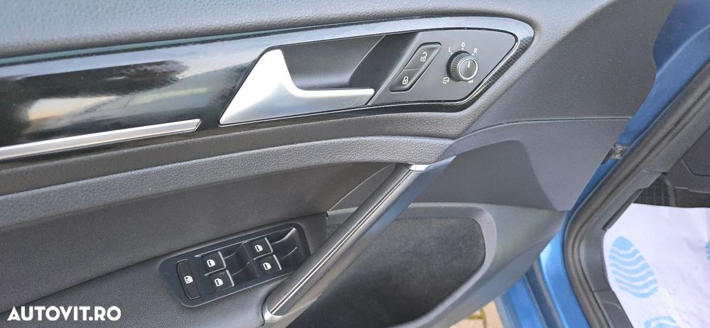 Volkswagen Golf 1.4 TSI ACT BlueMotion Technology DSG Highline - 32