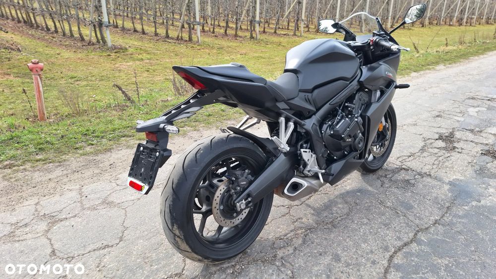 Honda CBR - 16