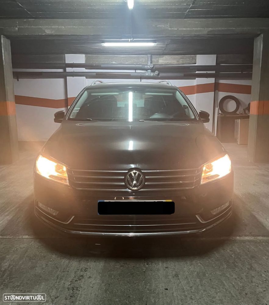 VW Passat 1.6 TDI DPF BlueMotion Comfortline - 13