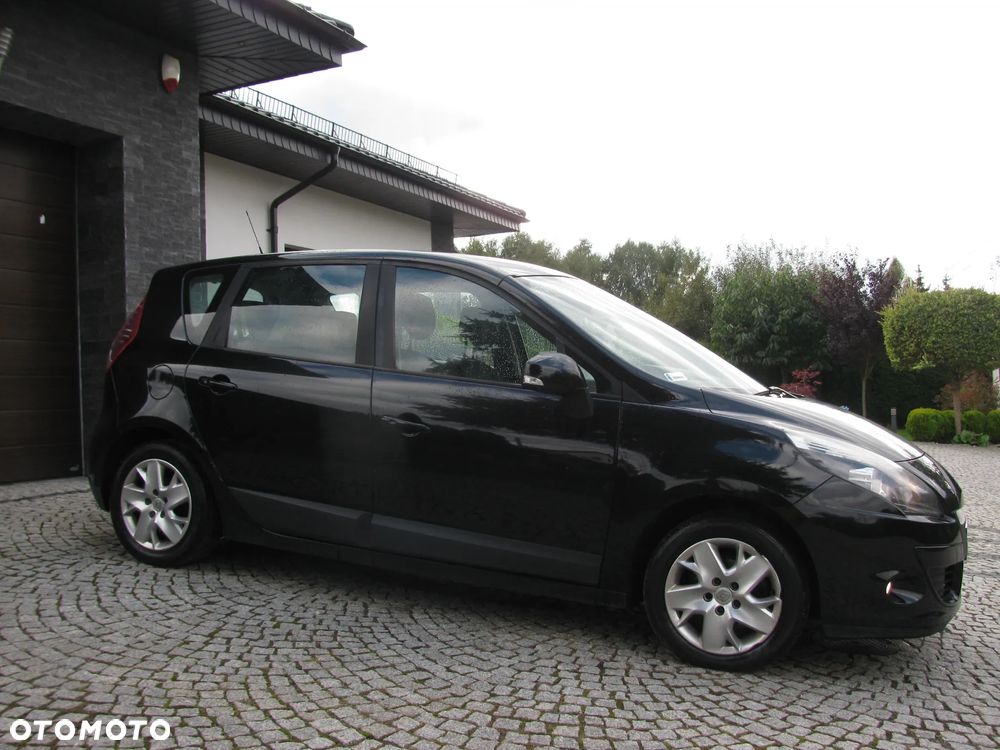 Renault Scenic 1.6 16V Authentique - 8