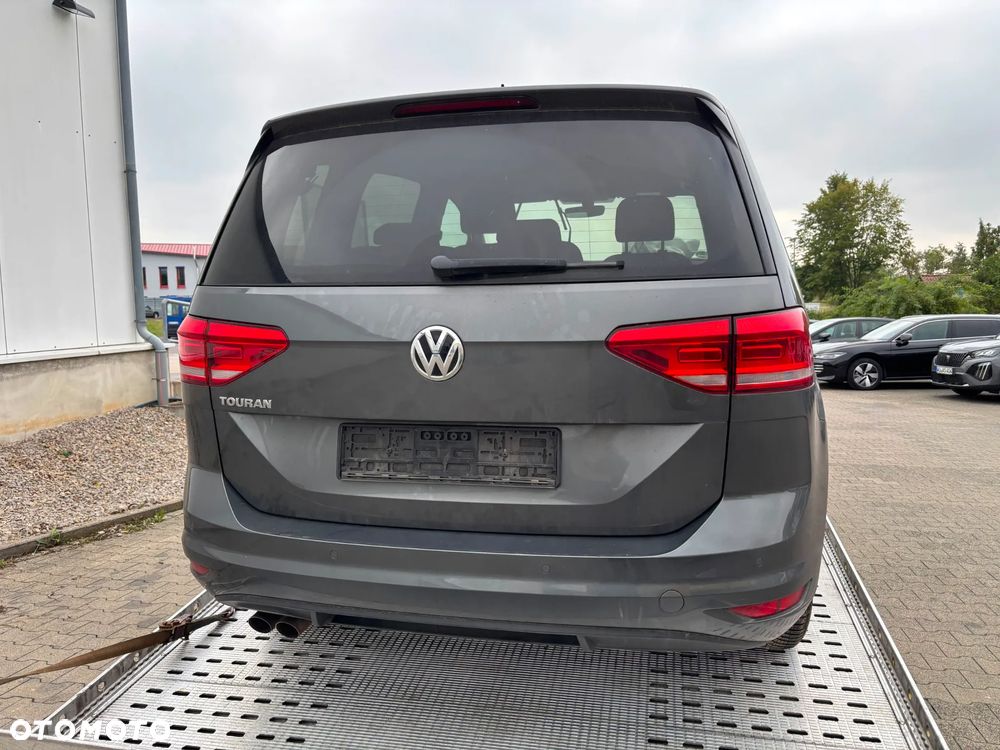 Volkswagen Touran 2.0 TDI SCR (BlueMotion Technology) DSG Highline - 8
