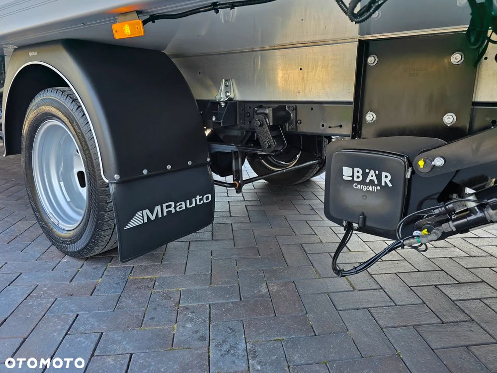 Iveco DAILY 50C18 MROŻNIA 8-PALETOWY + WINDA.1Tona AGREGAT Carrier -20*C +20*C 183Tyś km SERWIS DO OSTATNIEGO Km ASO IVECO SALON PL BOGATA OPCJA WYPOSAZENIA LED NAVI AKTYWNY TEMPOMAT FOTEL KIEROWCY PNEŁMATYCZNY - 27