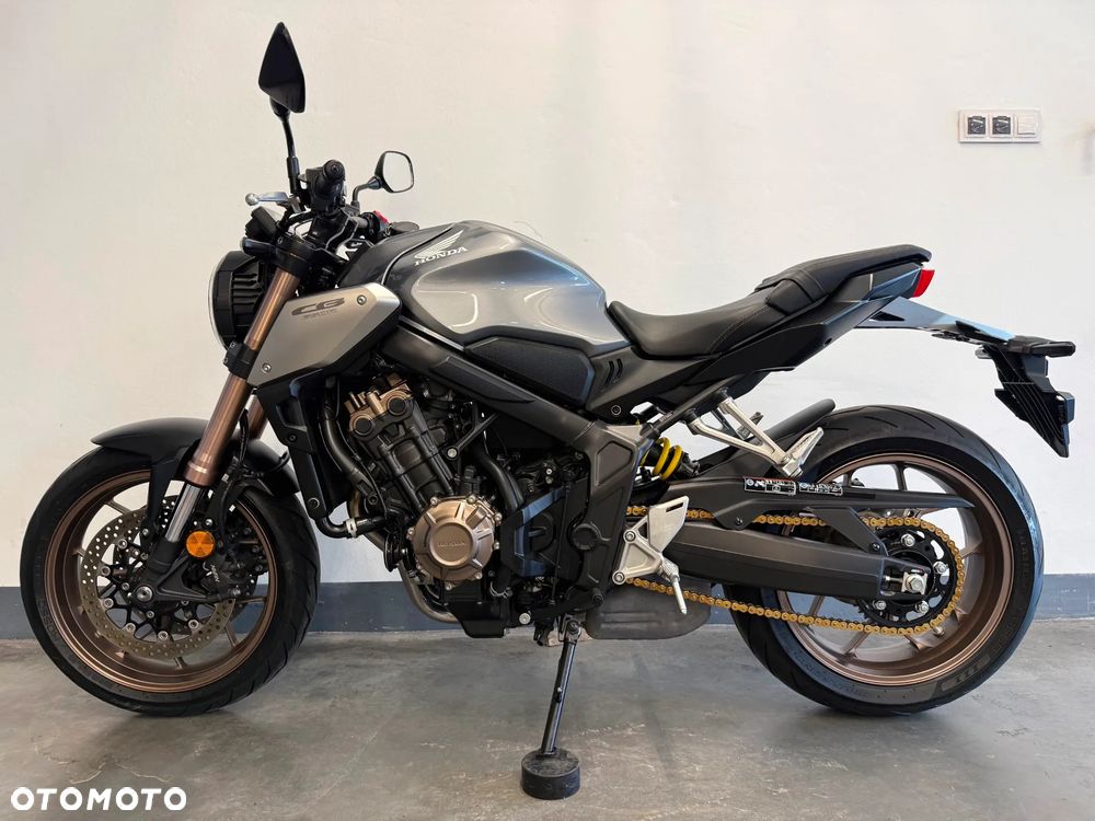 Honda CB - 6