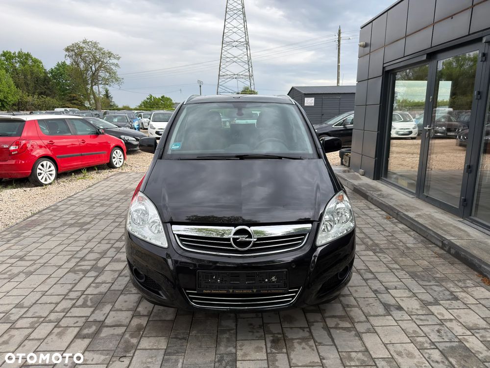 Opel Zafira 1.8 Cosmo - 2