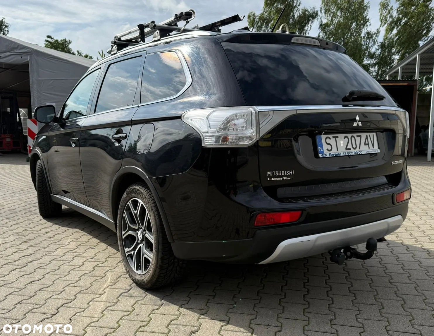 Mitsubishi Outlander 2.2 DID Intense - 3