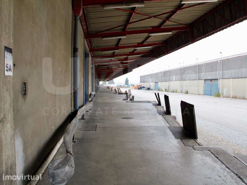 Armazém Logístico 1040 m2 | ARRENDAMENTO | Matosinhos - Grande imagem: 4/10