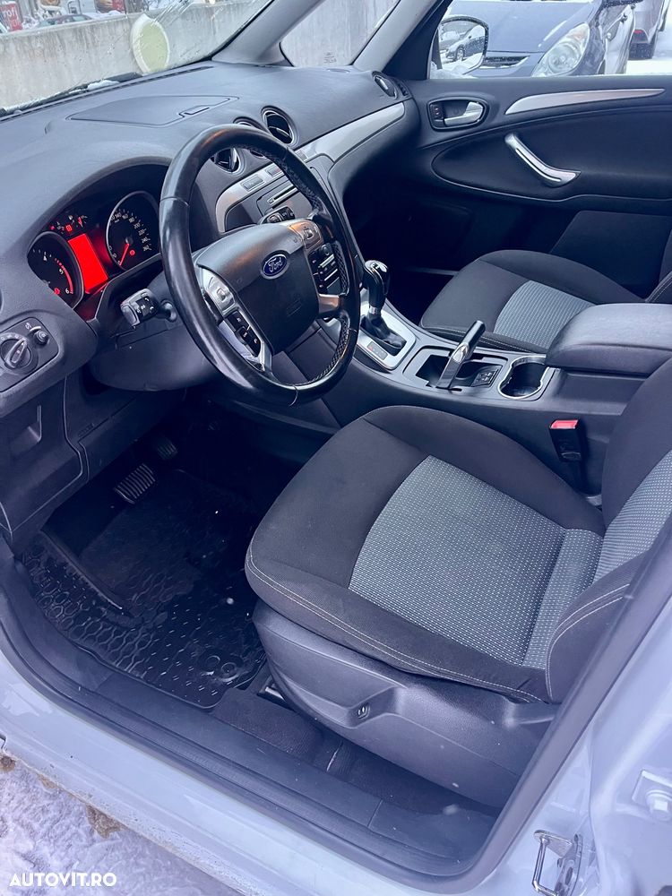 Ford Galaxy 2.0 TDCi Powershift Titanium - 9