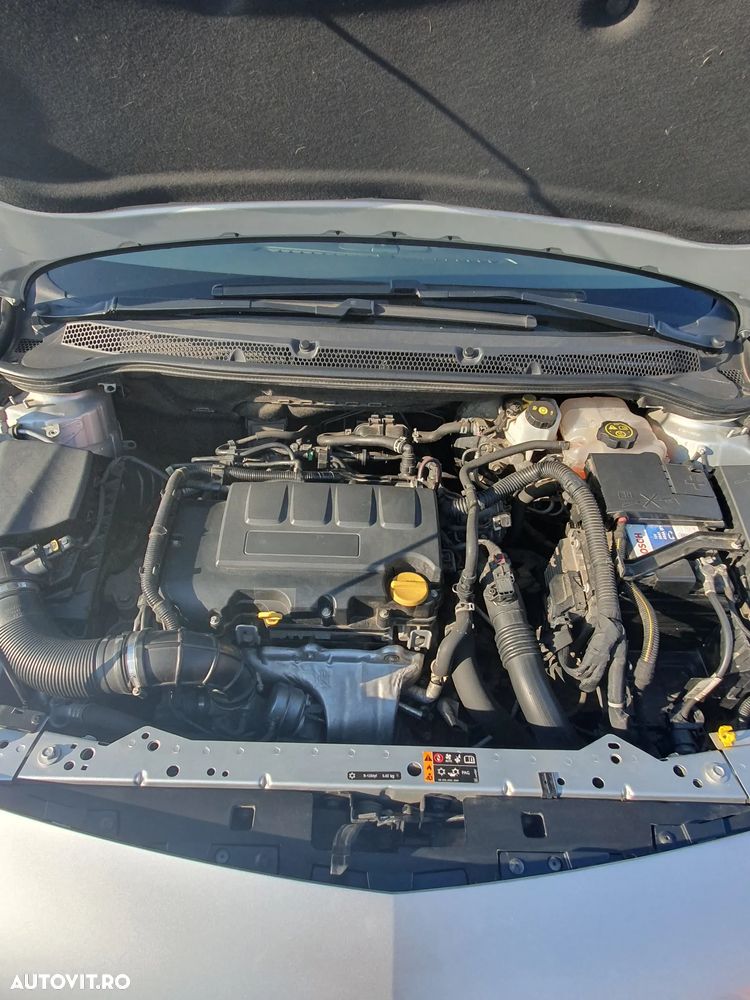 Opel Astra 1.4 Turbo ECOTEC Enjoy - 8