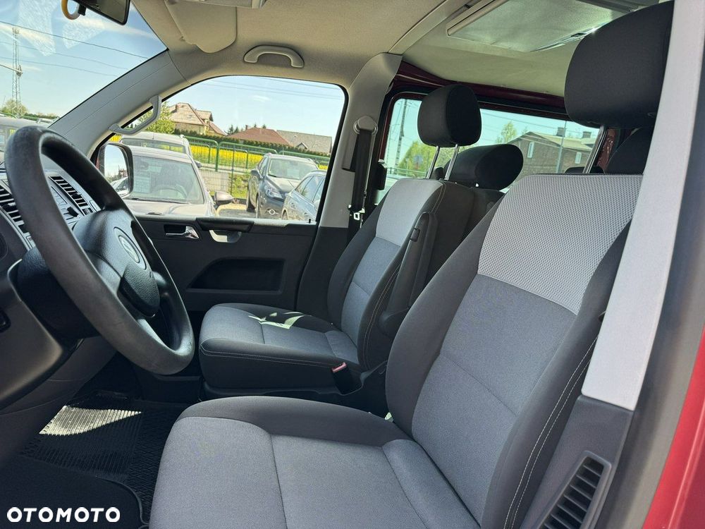 Volkswagen Multivan - 18