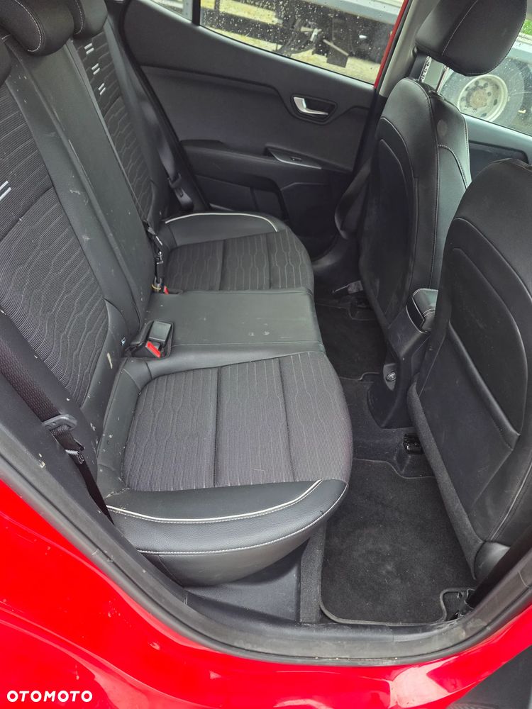 Kia Stonic - 17