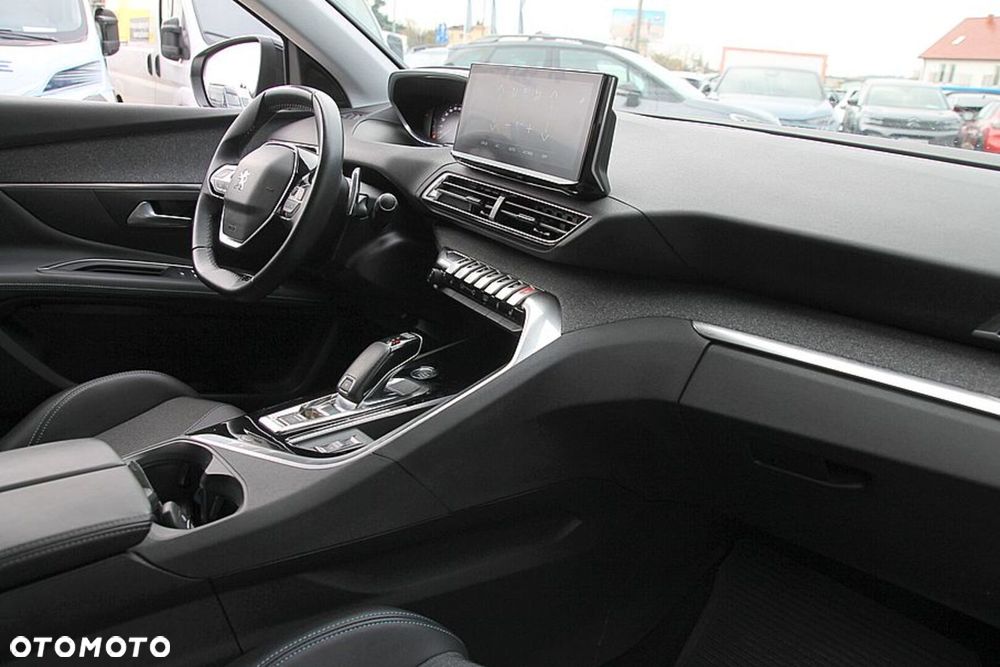 Peugeot 3008 1.2 PureTech Allure Pack S&S EAT8 - 23