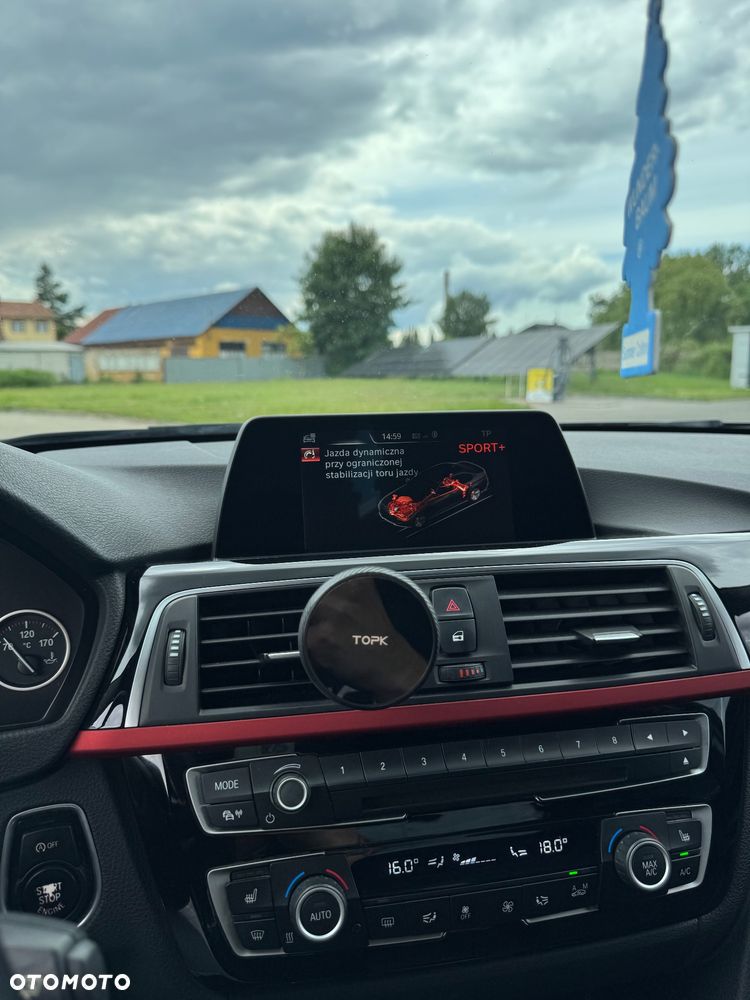 BMW Seria 3 318i Sport Line - 12