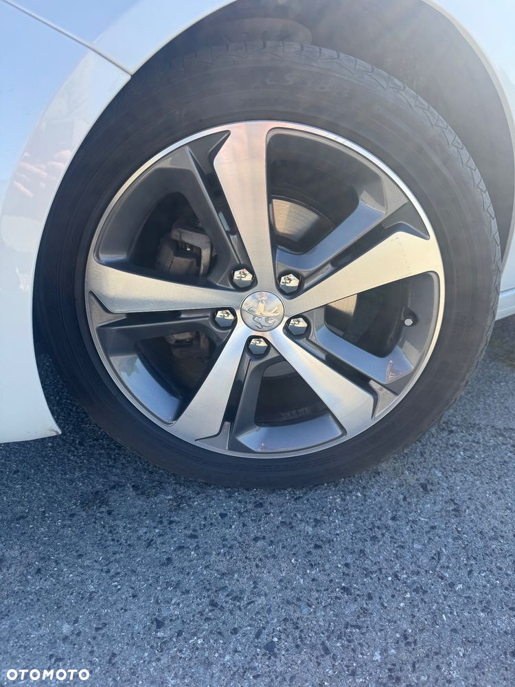 Peugeot 308 1.6 BlueHDi Active S&S EAT6 - 10