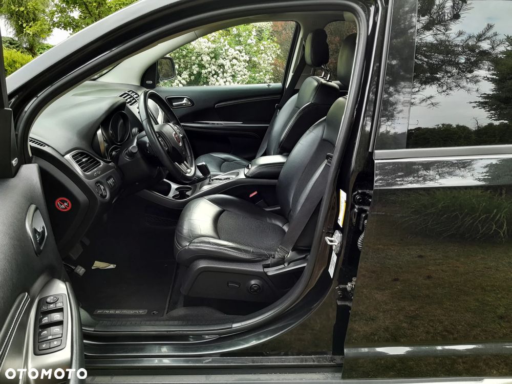 Fiat Freemont 2.0 Multijet 16V DPF Automatik Allrad Cross - 32