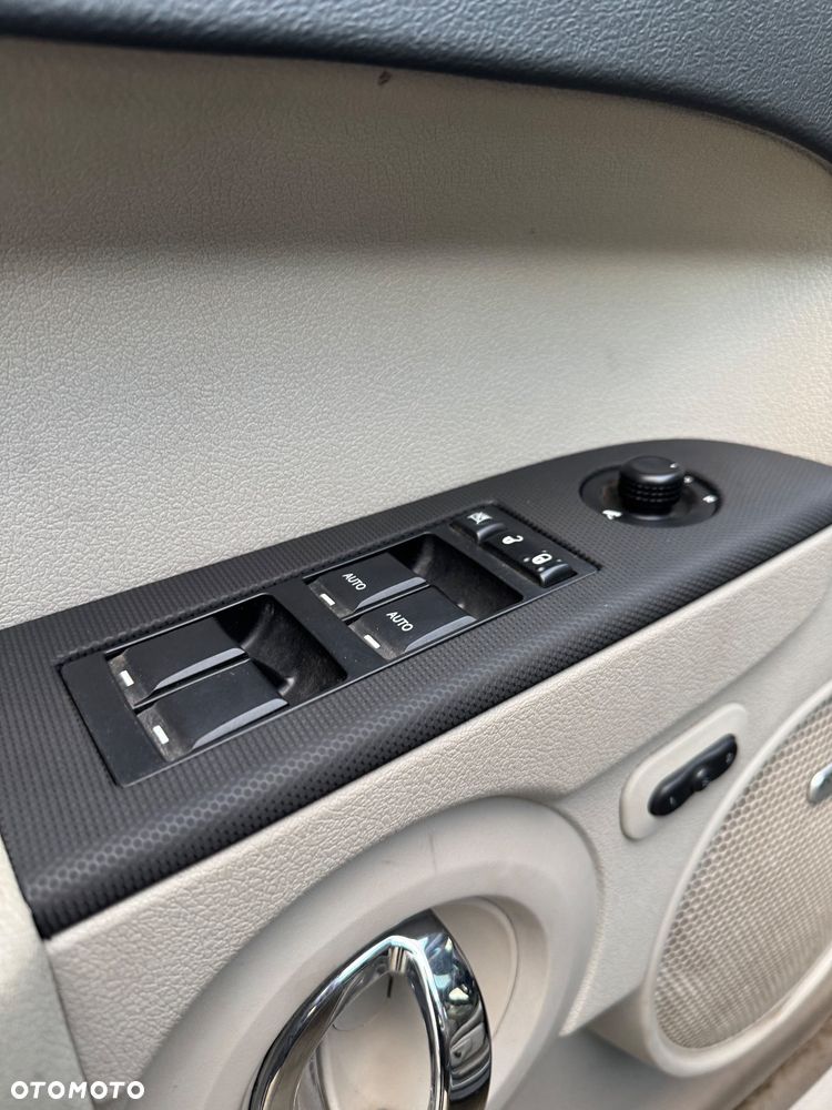 Jeep Commander 3.0 CRD Limited - 8