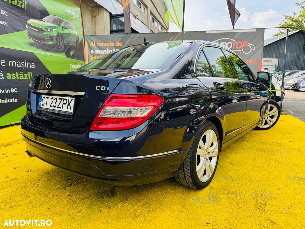 Mercedes-Benz C - 7