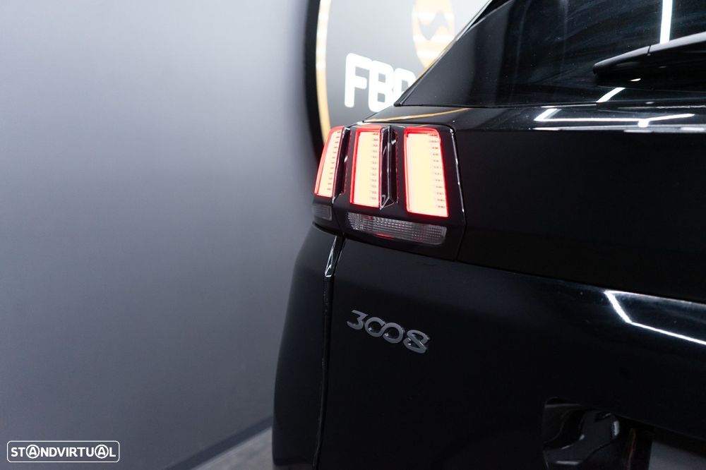 Peugeot 3008 BlueHDi 130 Stop & Start EAT8 Allure - 17