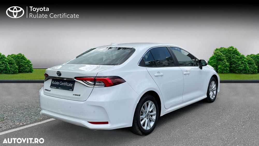 Toyota Corolla 1.8 HSD Business - 9
