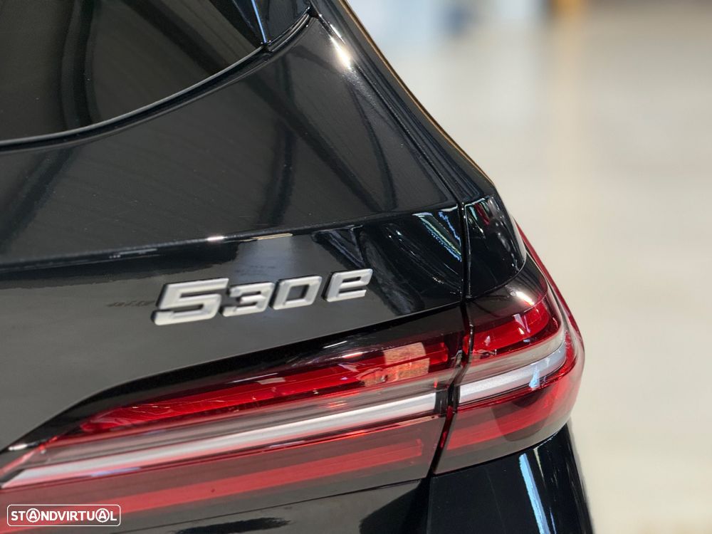 BMW 530 e Pack Desportivo M - 11