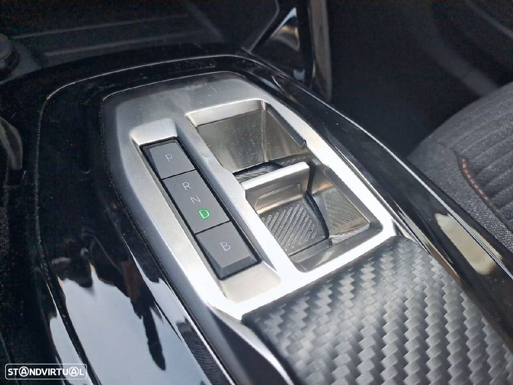 Peugeot e-2008 54 kWh Style - 18