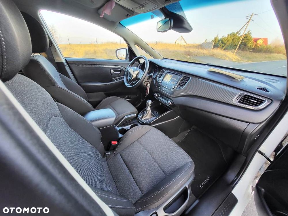 Kia Carens 1.6 GDI L 7os - 9
