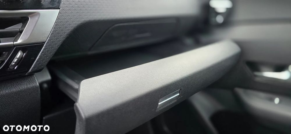 Citroën C4 BlueHDi 110 Stop&Start SHINE - 13