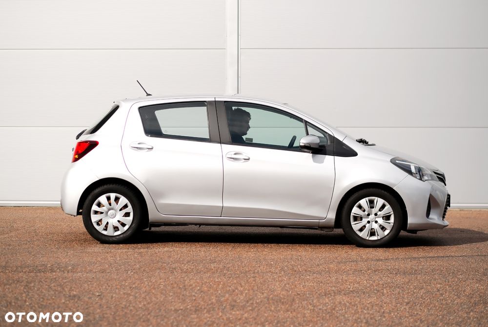 Toyota Yaris 1.0 Premium EU6 - 11