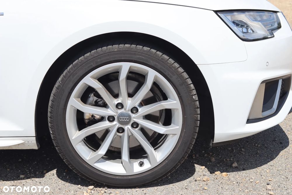 Audi A4 Avant - 8
