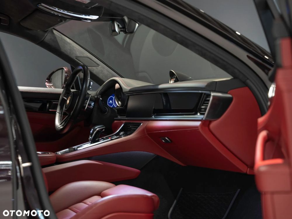 Porsche Panamera GTS - 21