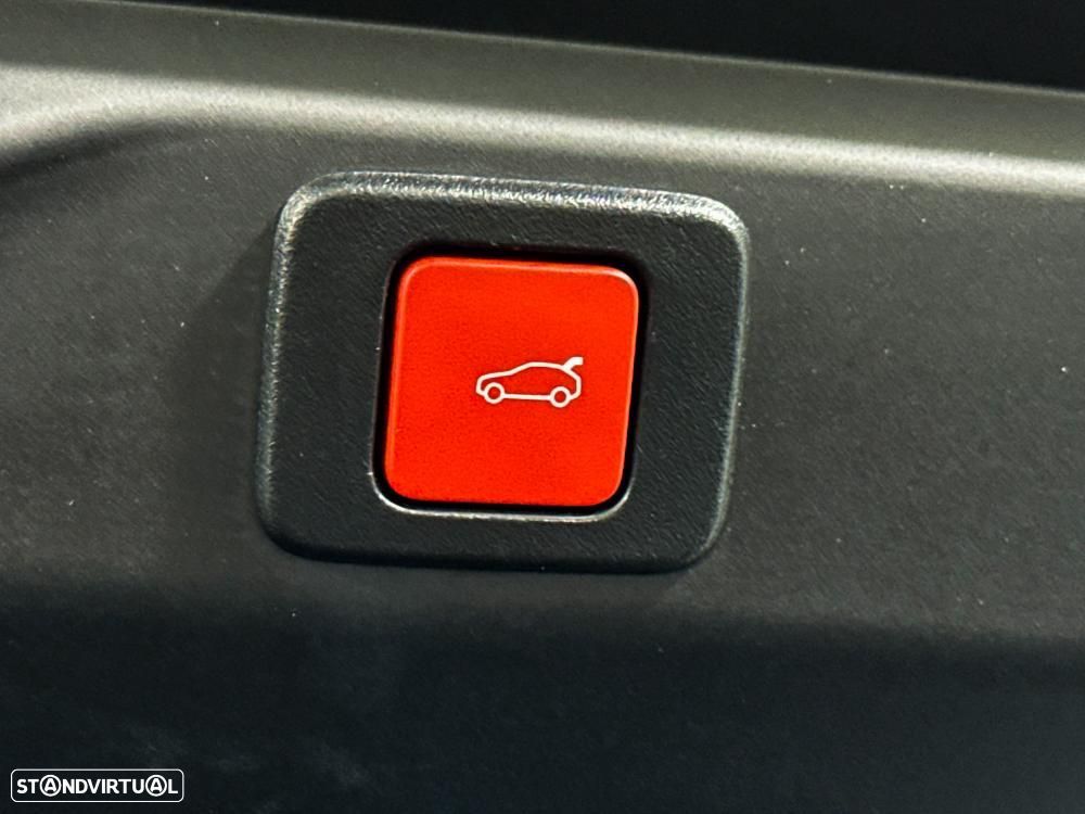 Peugeot 3008 1.2 Hybrid GT e-DCS6 - 57