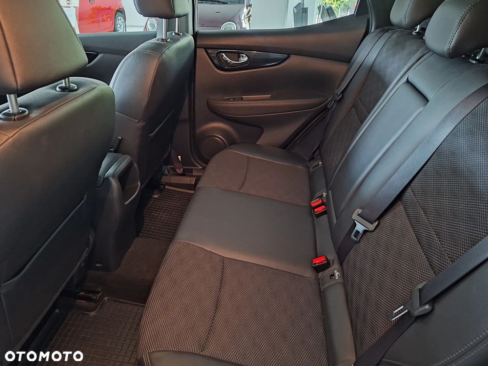 Nissan Qashqai 1.6 DIG-T Tekna - 17