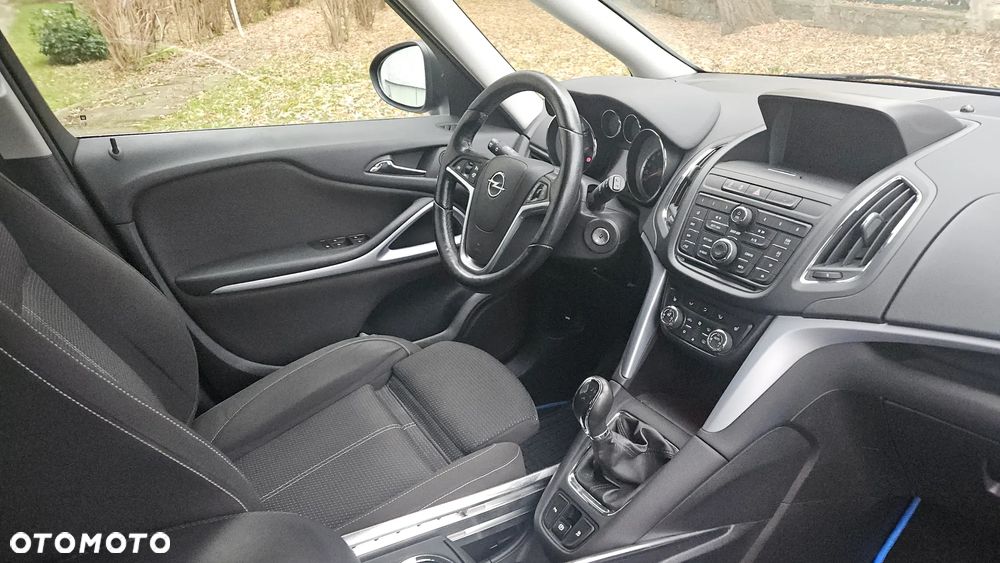 Opel Zafira Tourer 1.4 Turbo drive - 10