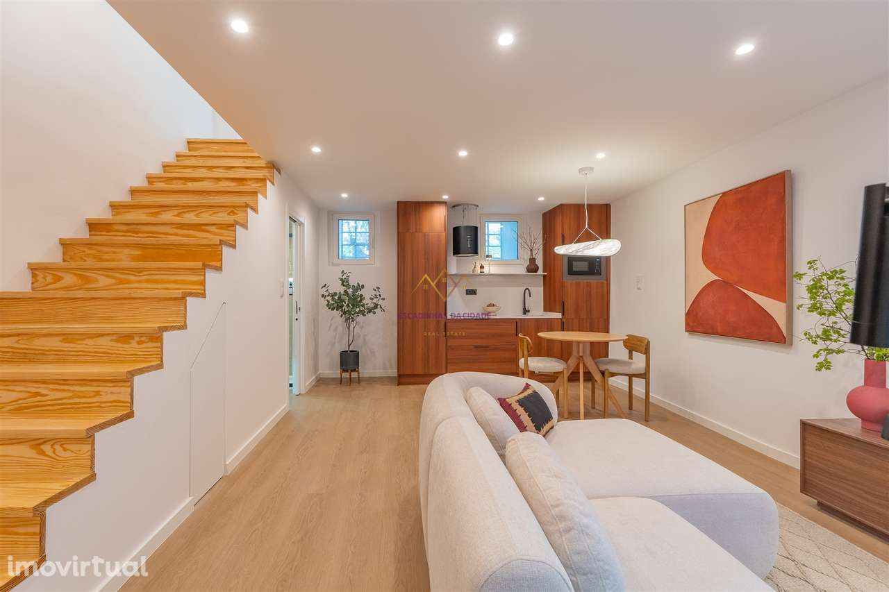 T1 na Ajuda junto ao Palácio - Grande imagem: 2/34