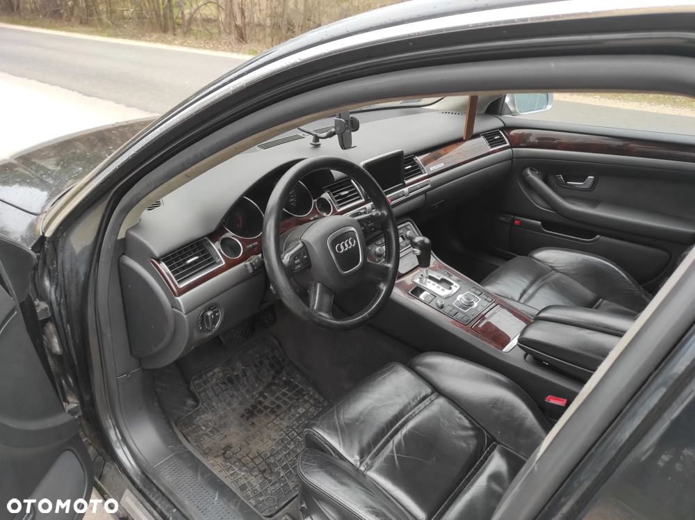 Audi A8 - 9