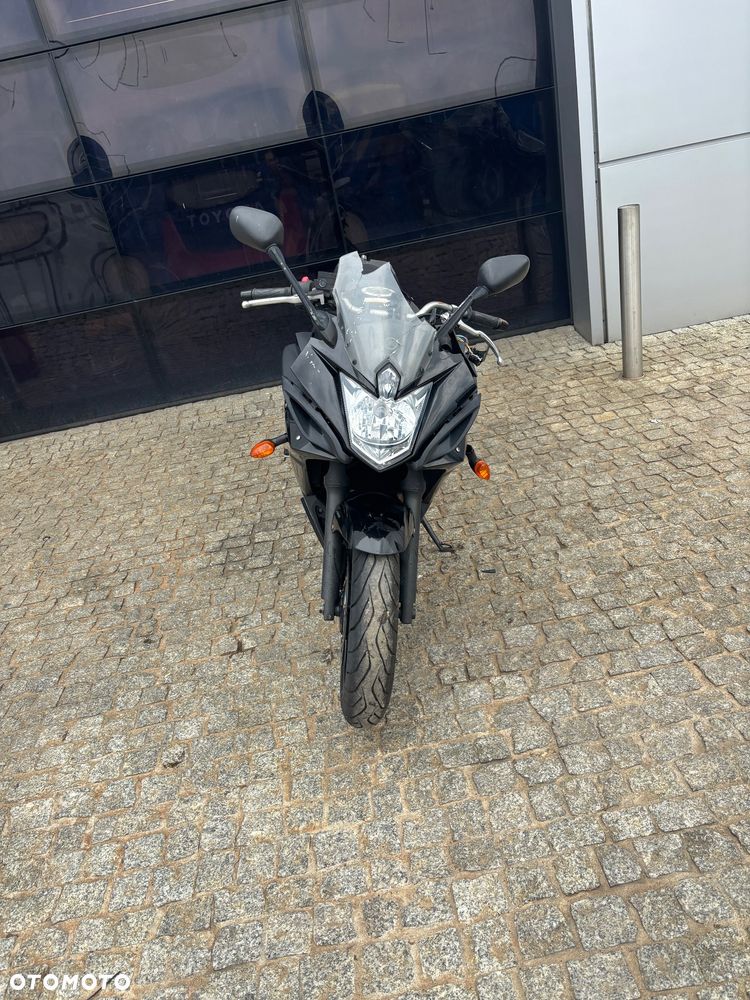 Yamaha XJ - 6