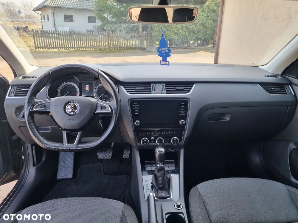 Skoda Octavia 2.0 TDI DSG Style - 12