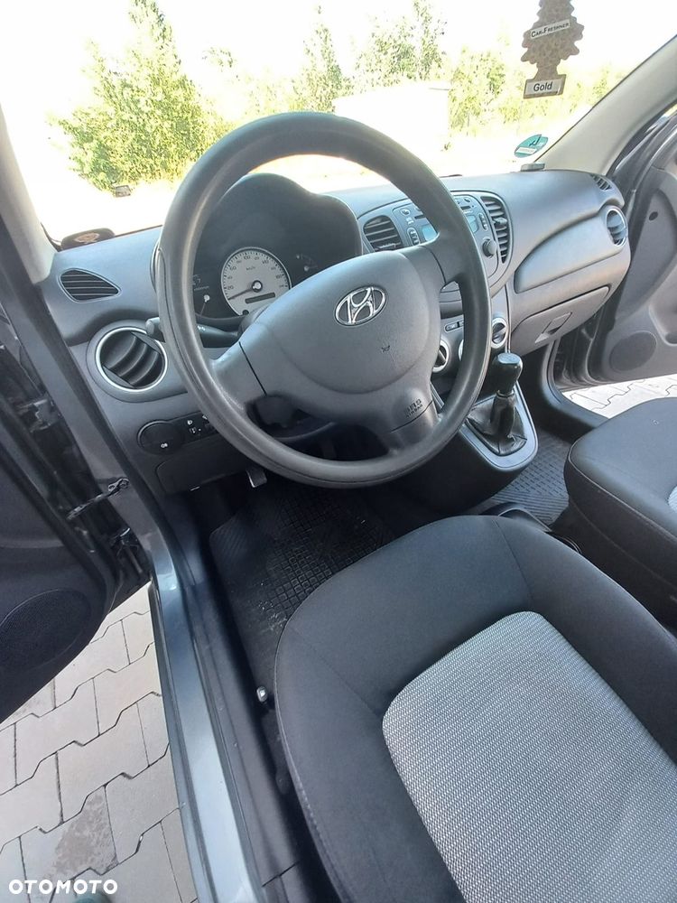 Hyundai i10 - 24